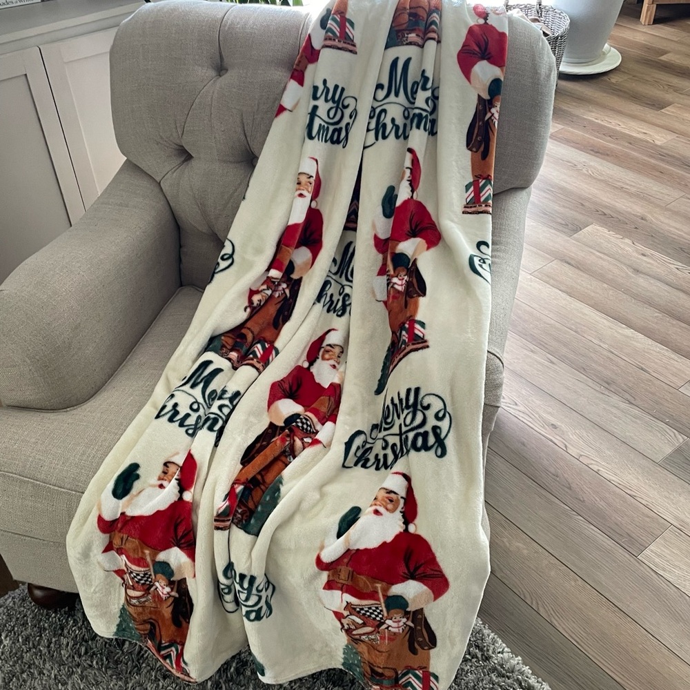 Christmas Santa‎ Clause Vintage Inspired Throw Blanket “Merry Christmas”